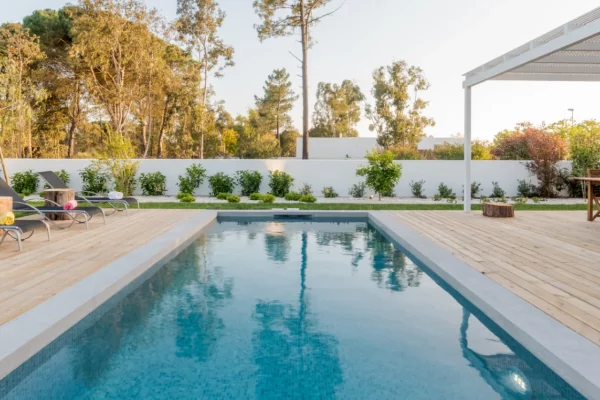 swimming-pool-with-blue-pool-door-that-says-snor 21